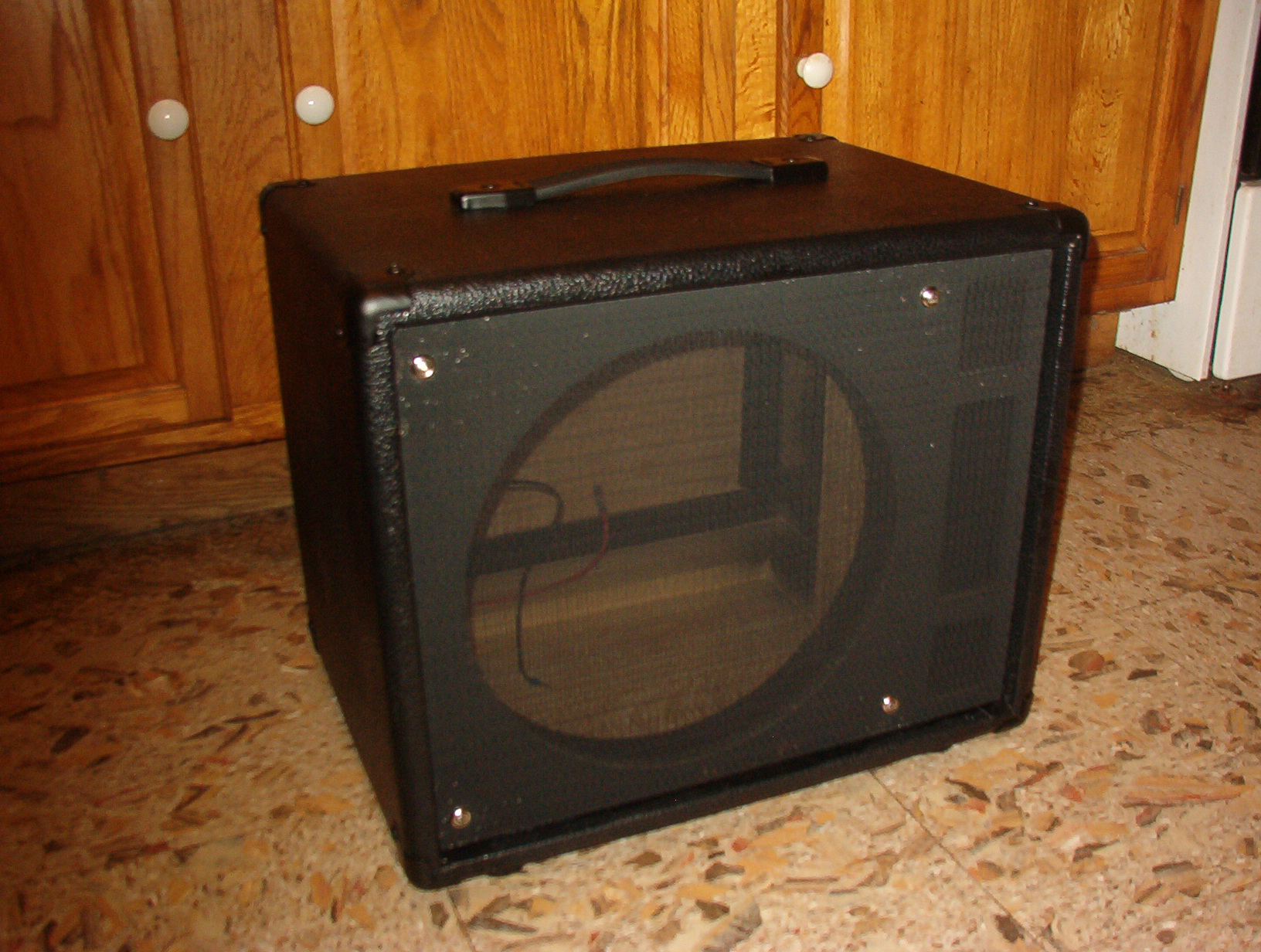 thiele guitar cabinet